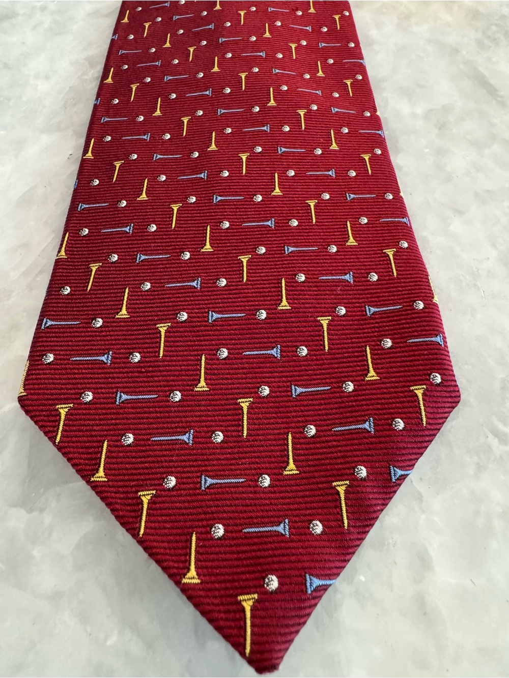 Lee Allison Men's Luxury Golf Tee tie in burgundy